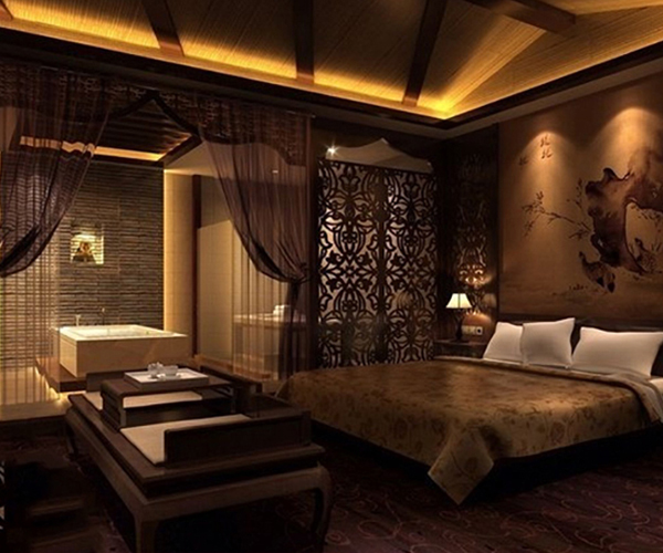 月光下的宁静港湾